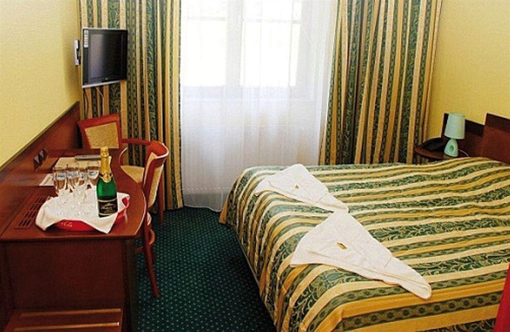 Hotel Terasa Frýdek-Místek المظهر الخارجي الصورة